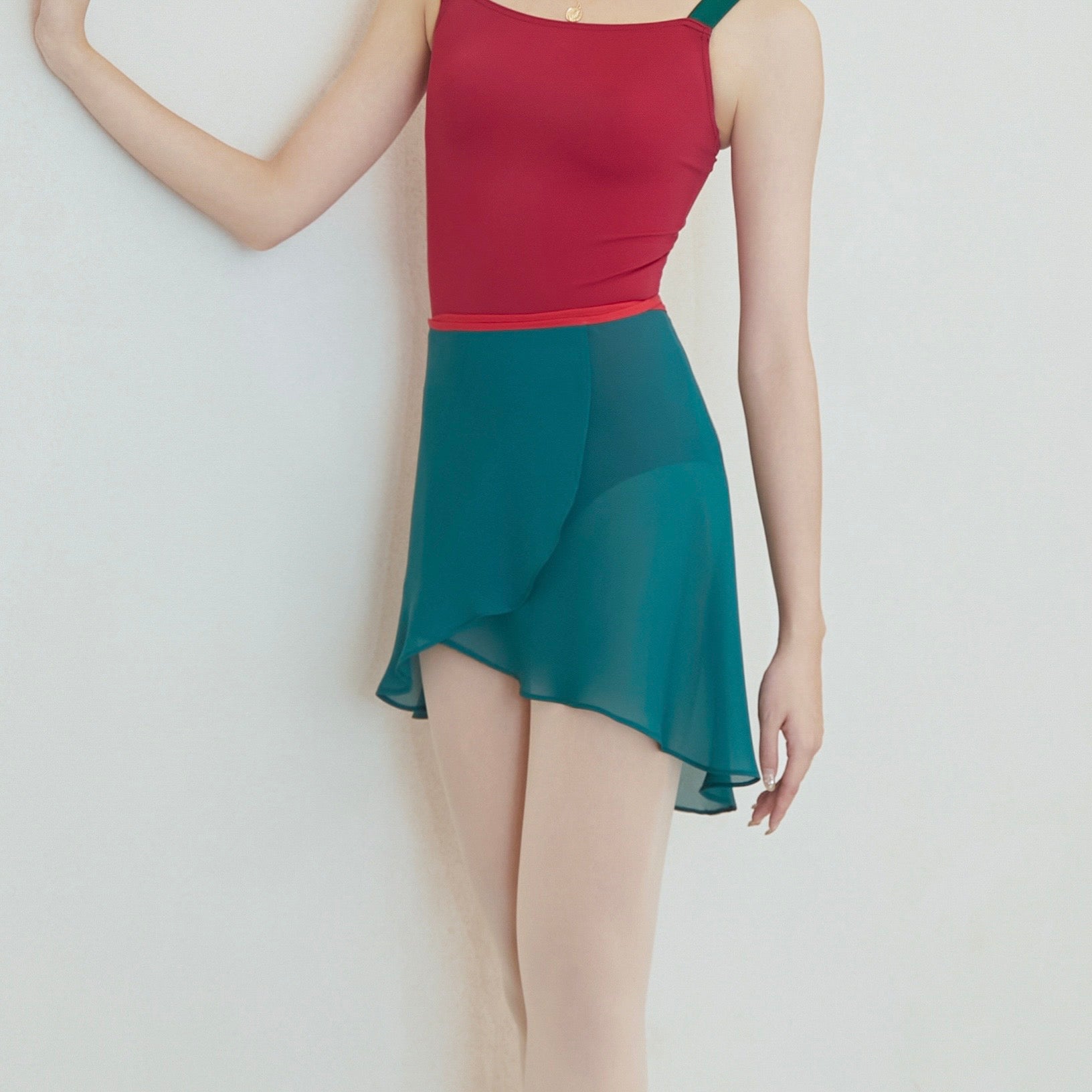 RTW Mona Style Translucent