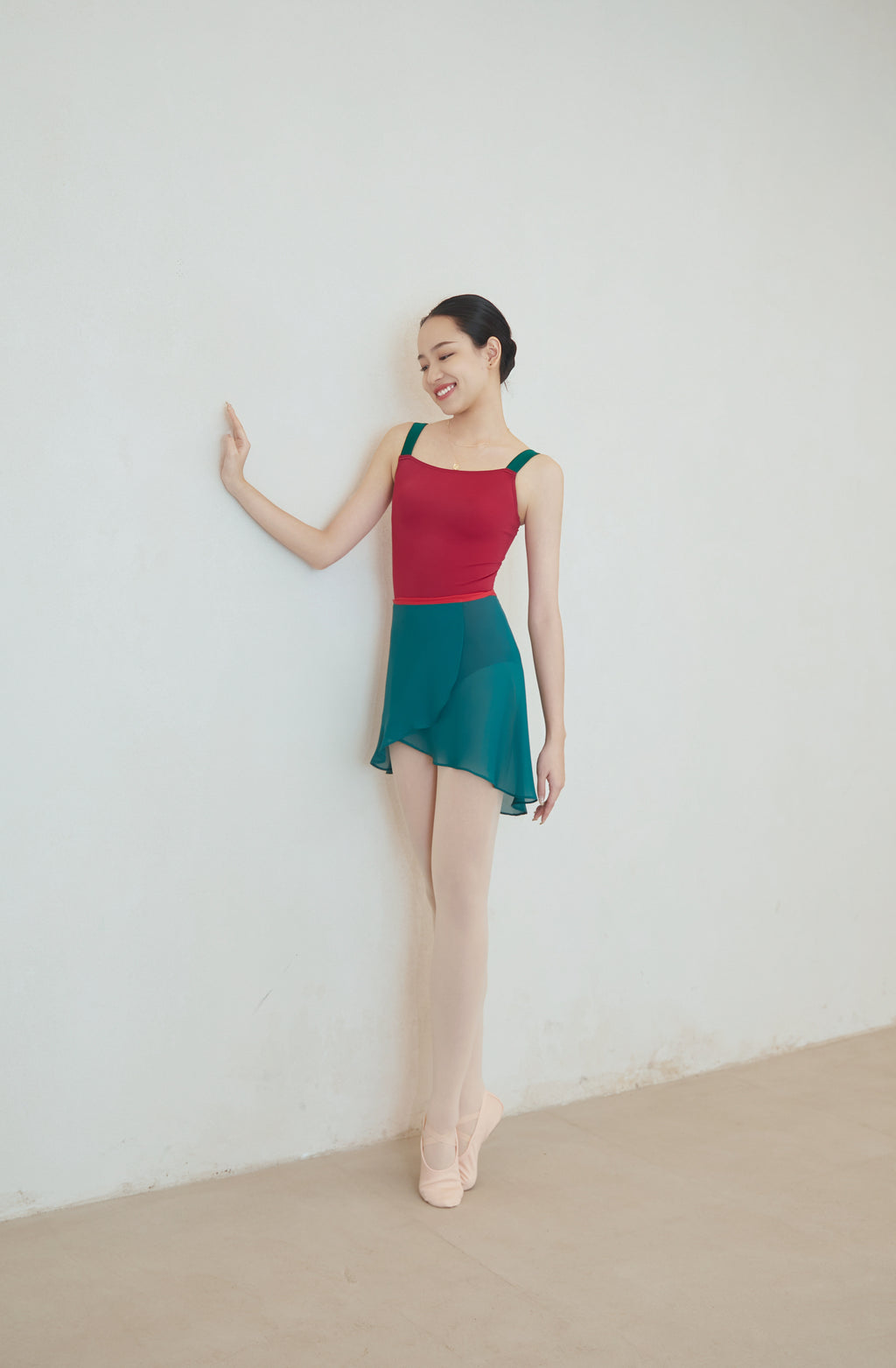 RTW Mona Style Translucent